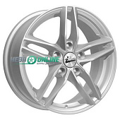 Литой диск iFree Moskva 6.5x16 5x114.3 ET 50 Dia 67.1 (чёрный глянцевый с полированной лицевой частью)